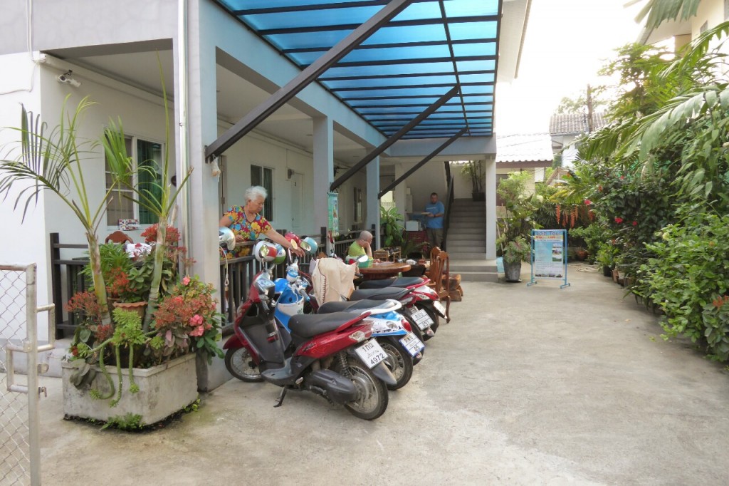 Páteo da Grandma Kaew House, Chiang Rai, Tailândia