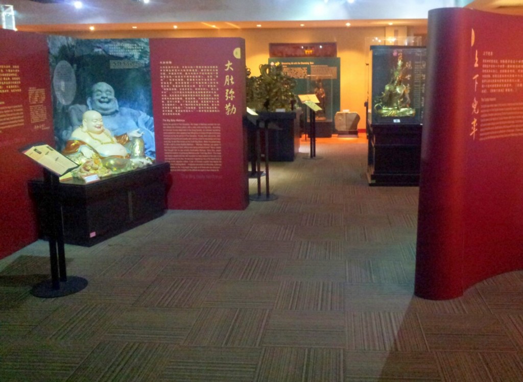 Exposição sobre a vida de Buda