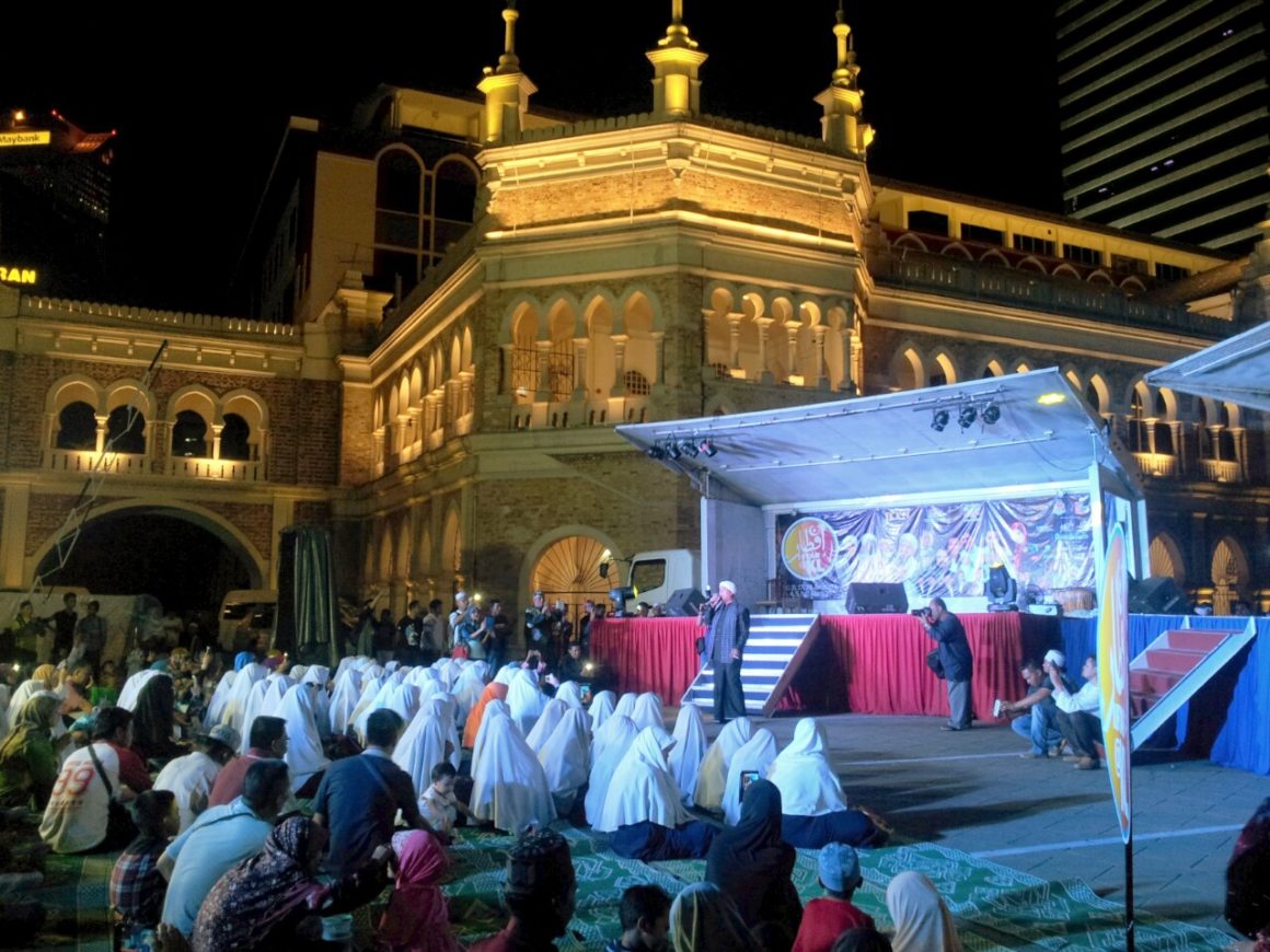 Merdeka Square in Kuala Lumpur by night