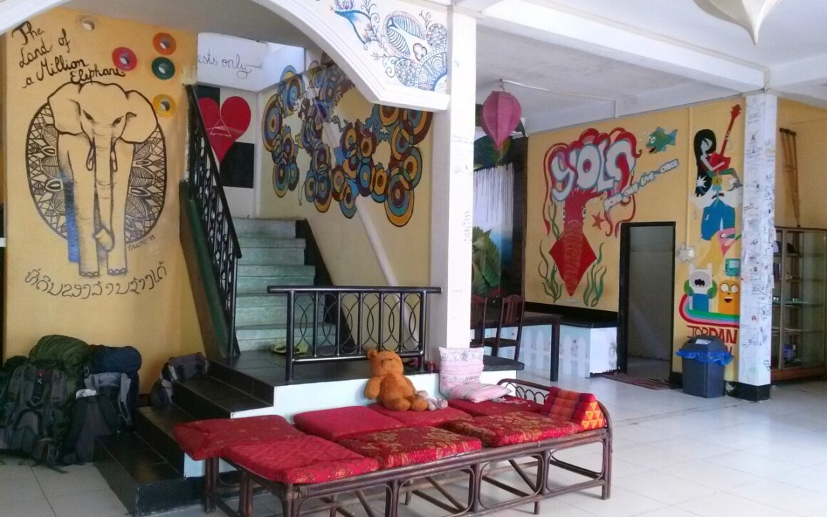 Hall de entrada do Backpackers Garden Hostel, Vientiane